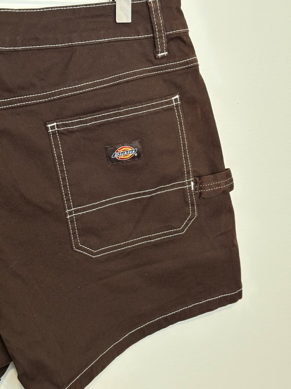 Dickies Shorts High Rise Women’s Size 30 Brown White Stitching NWT - Picture 3 of 5